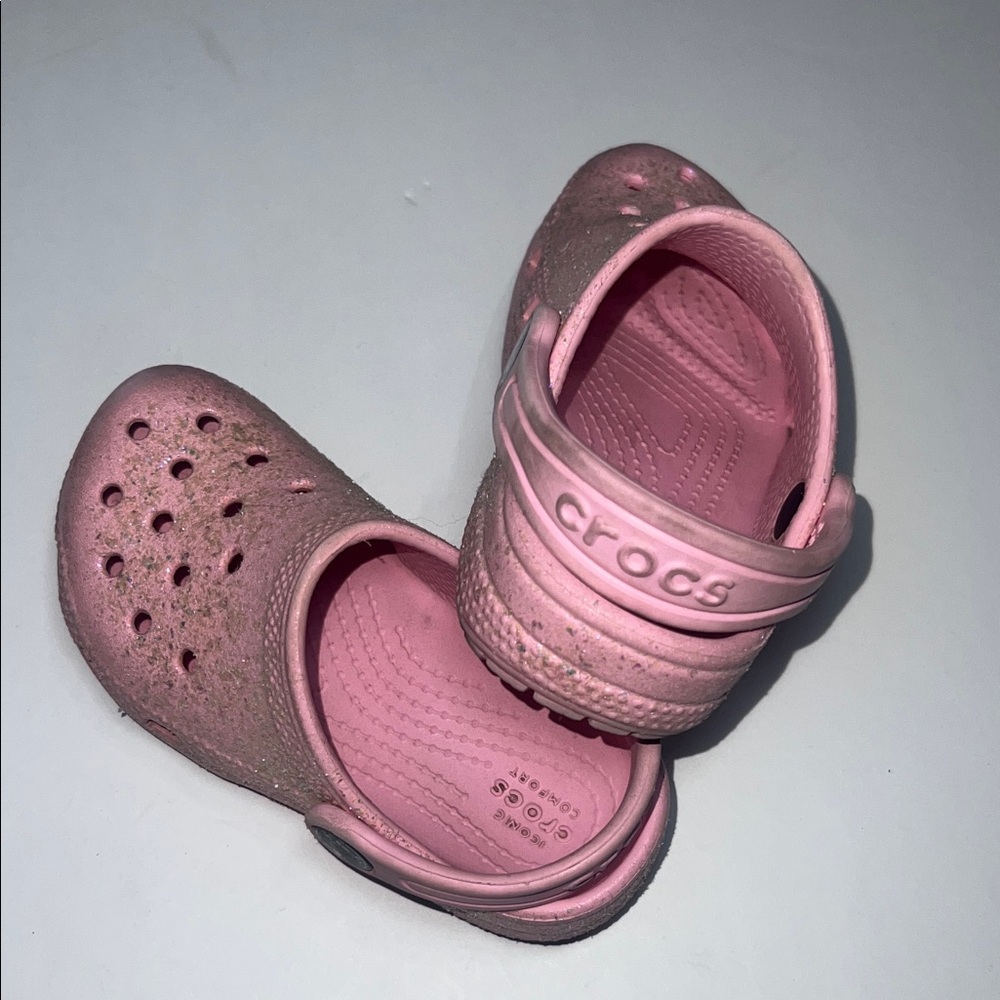 CROCS Kids Glittery Pink Sandals - Picture 8 of 10